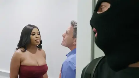 Burglar Ends Up Humping A Huge-chested Dark-hued With Huge Bobos